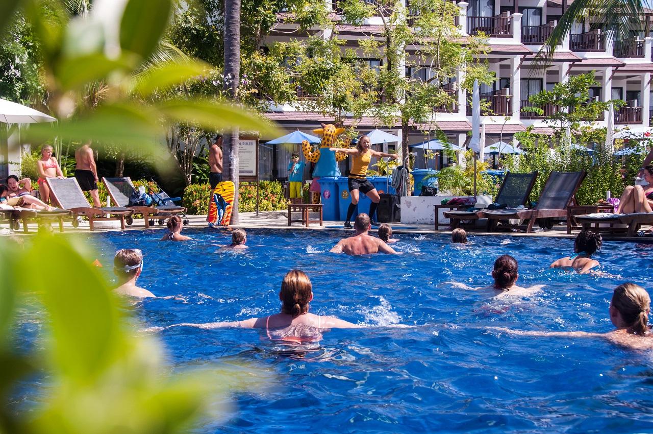 Санвинг пхукет. Отель Sunwing Kamala Beach 4*. Sunwing Kamala Beach аквапарк. Sunwing Kamala Beach - Spa Plus 4*. Grace Resort Kamala Beach.